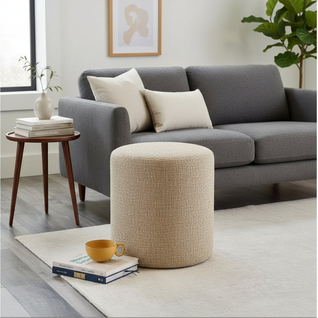 Puff Elegante com Revestimento Estofado Organico