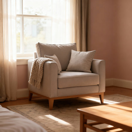 Poltrona Beny com Pés e Base em Madeira