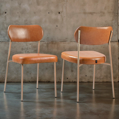 Cadeira Lavínia com Estrutura em Aço e Assento Estofado